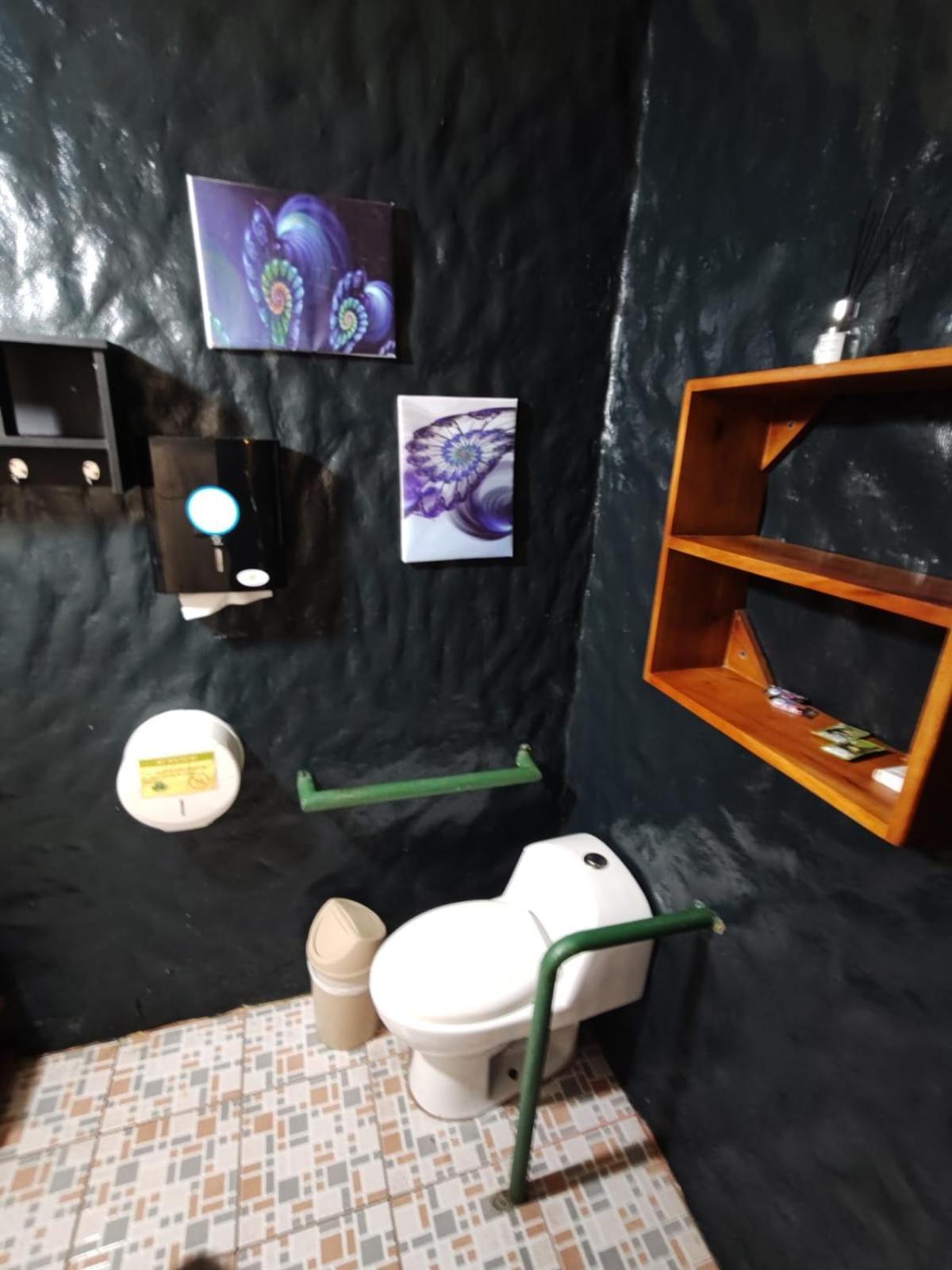 Cabinas El Pueblo Couette-café 2*