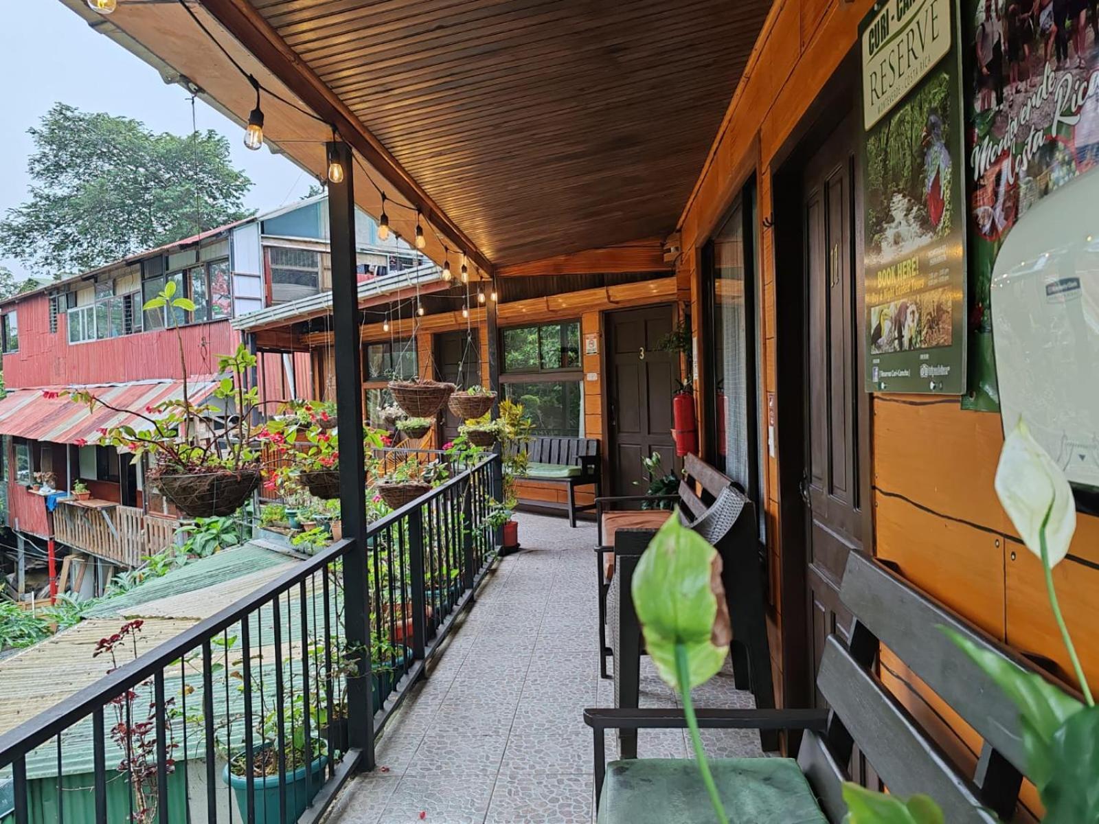 Cabinas El Pueblo Monteverde