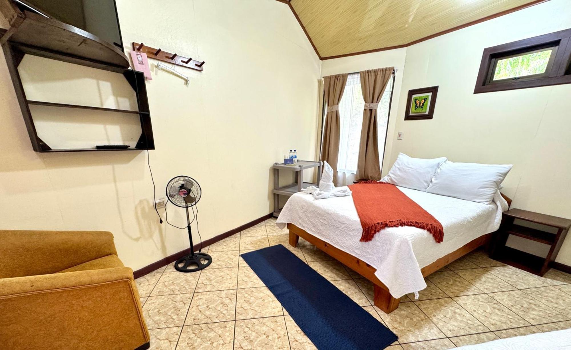 Cabinas El Pueblo Bed and breakfast 2*