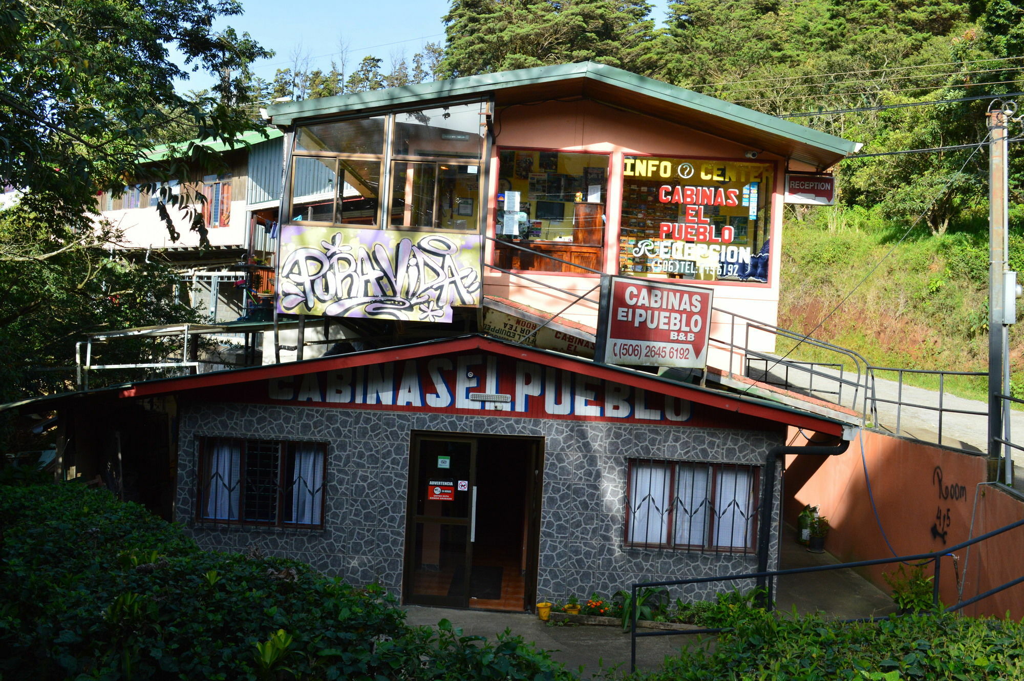 Bed and breakfast Cabinas El Pueblo